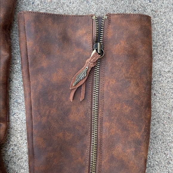 MIA Phoenix Brown Over the Knee Boots, Size 8 - Picture 3 of 5